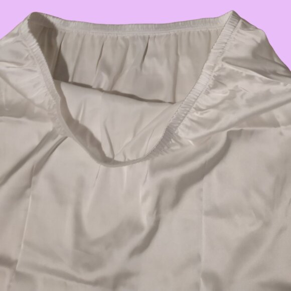 Mini Satin Half Slip - Picture 4 of 5